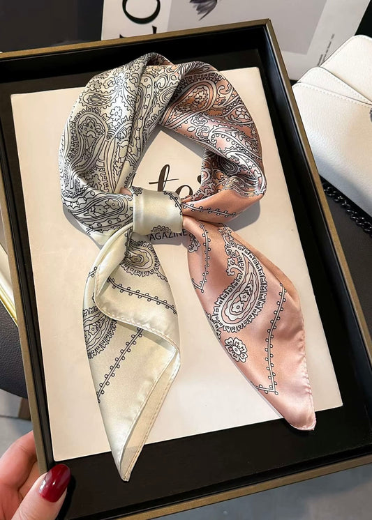 Krista Kårbo scarf Frontansicht in Braun – Scandi Style | Vera Stockholm